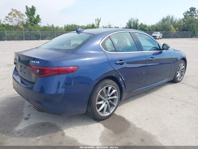 2017 Alfa Romeo Giulia Awd მანქანა იყიდება აუქციონზე, vin: ZARFAEDN8H7553269, აუქციონის ნომერი: 46105461