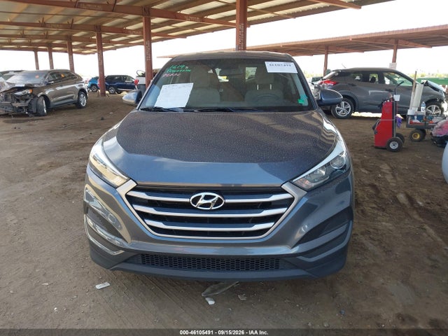 KM8J23A49HU538777 Hyundai TUCSON SE