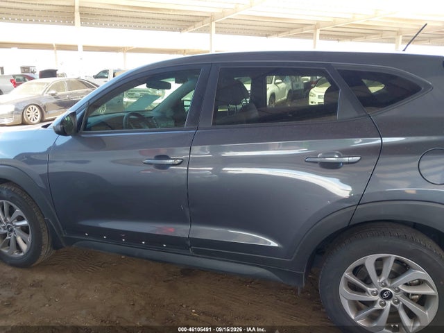 KM8J23A49HU538777 Hyundai TUCSON SE