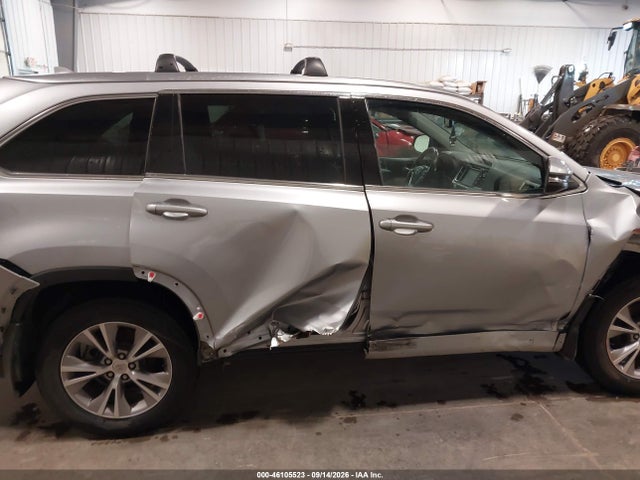 2014 Toyota Highlander Xle V6 მანქანა იყიდება აუქციონზე, vin: 5TDJKRFH8ES059897, აუქციონის ნომერი: 46105523