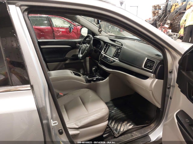2014 Toyota Highlander Xle V6 მანქანა იყიდება აუქციონზე, vin: 5TDJKRFH8ES059897, აუქციონის ნომერი: 46105523
