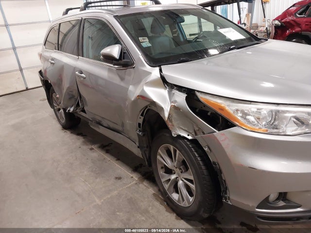 2014 Toyota Highlander Xle V6 მანქანა იყიდება აუქციონზე, vin: 5TDJKRFH8ES059897, აუქციონის ნომერი: 46105523