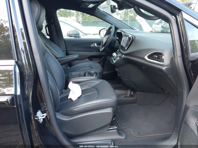 Продаж на аукціоні авто 2027 Chrysler Pacifica, vin: 2C4RC1BG3VR552801, номер лоту: 46105524