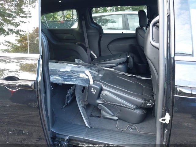 Продаж на аукціоні авто 2027 Chrysler Pacifica, vin: 2C4RC1BG3VR552801, номер лоту: 46105524