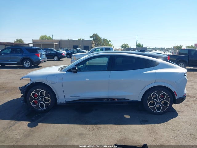 Продаж на аукціоні авто 2022 Ford Mustang Mach-e Gt, vin: 3FMTK4SE9NMA07424, номер лоту: 46105597