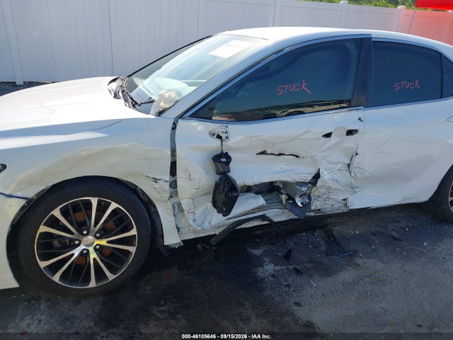 Продаж на аукціоні авто 2019 Toyota Camry Se, vin: 4T1B11HK0KU169704, номер лоту: 46105646