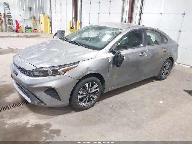 KIA Forte Lxs 2024 3KPF24ADXRE840305 Image 2