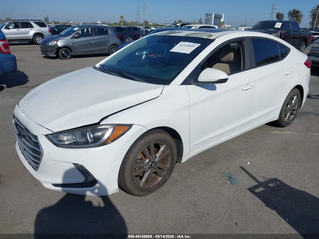 Hyundai Elantra Value Edition 2018 5NPD84LF2JH315419 Image 2
