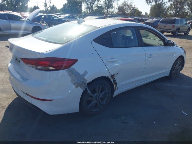 Hyundai Elantra Value Edition 2018 5NPD84LF2JH315419 Image 4