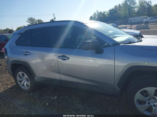 46105708 :رقم المزاد ، JTMH1RFV0LD056993 vin ، 2020 Toyota Rav4 Le مزاد بيع