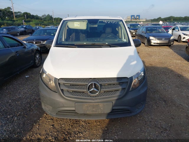 46105709 :رقم المزاد ، WD4PG2EE8H3330995 vin ، 2017 Mercedes-benz Metris مزاد بيع
