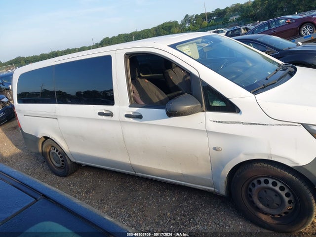 46105709 :رقم المزاد ، WD4PG2EE8H3330995 vin ، 2017 Mercedes-benz Metris مزاد بيع