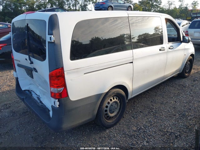 46105709 :رقم المزاد ، WD4PG2EE8H3330995 vin ، 2017 Mercedes-benz Metris مزاد بيع