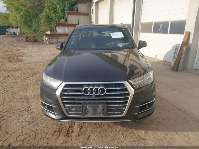 2017 Audi Q7 3.0t Premium მანქანა იყიდება აუქციონზე, vin: WA1LAAF70HD043403, აუქციონის ნომერი: 46105717