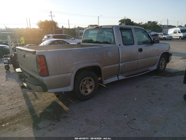 2004 Chevrolet Silverado 1500 Ls მანქანა იყიდება აუქციონზე, vin: 2GCEC19V241395150, აუქციონის ნომერი: 46105731