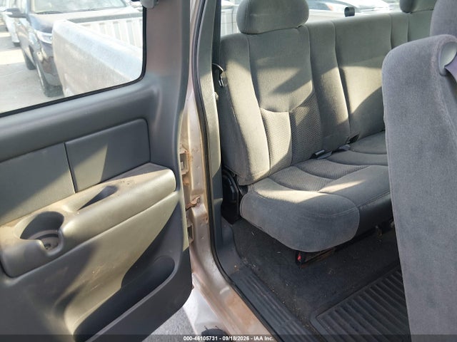 2004 Chevrolet Silverado 1500 Ls მანქანა იყიდება აუქციონზე, vin: 2GCEC19V241395150, აუქციონის ნომერი: 46105731