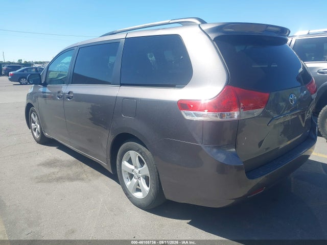 Aukcja sprzedaży 2011 Toyota Sienna Le V6, vin: 5TDKK3DC8BS121481, numer aukcji: 46105736