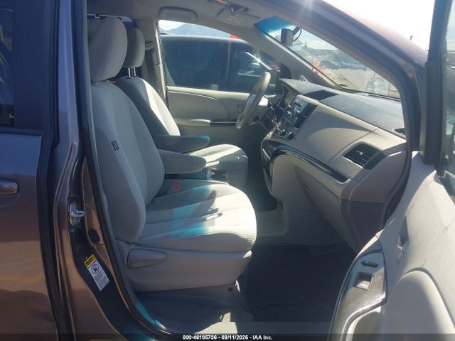 Aukcja sprzedaży 2011 Toyota Sienna Le V6, vin: 5TDKK3DC8BS121481, numer aukcji: 46105736