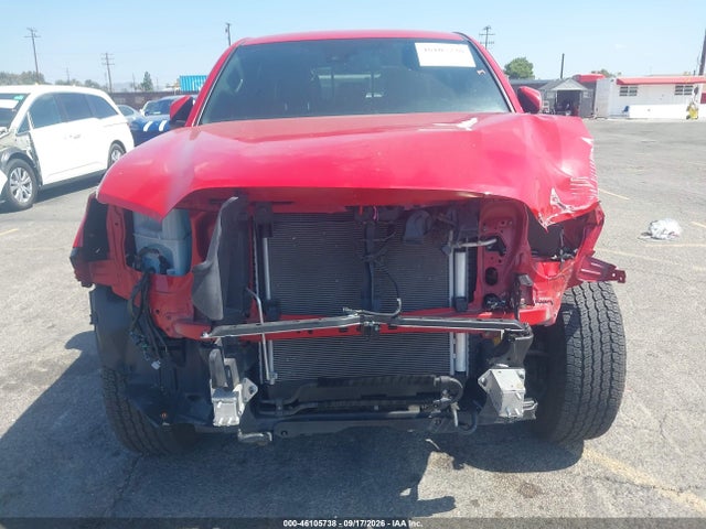 46105738 :رقم المزاد ، 3TMAZ5CN5MM152356 vin ، 2021 Toyota Tacoma Trd Off-road مزاد بيع