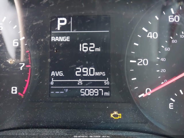 2020 Kia Rio S მანქანა იყიდება აუქციონზე, vin: 3KPA24AD3LE327592, აუქციონის ნომერი: 46105741