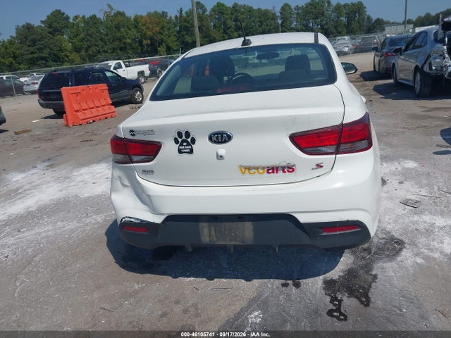2020 Kia Rio S მანქანა იყიდება აუქციონზე, vin: 3KPA24AD3LE327592, აუქციონის ნომერი: 46105741