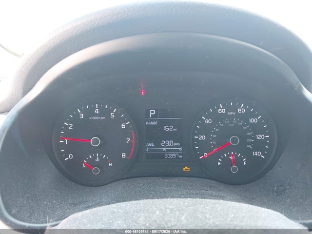 2020 Kia Rio S მანქანა იყიდება აუქციონზე, vin: 3KPA24AD3LE327592, აუქციონის ნომერი: 46105741