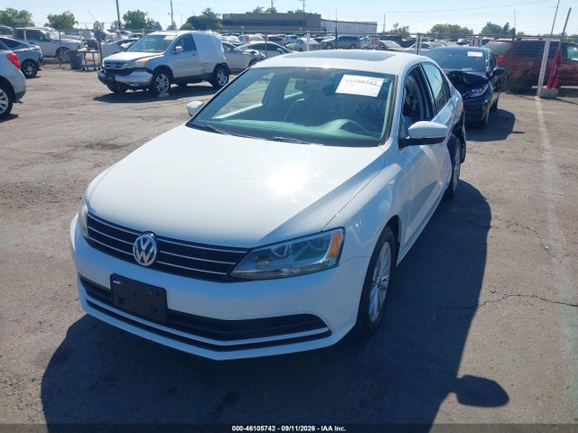 2015 Volkswagen Jetta 1.8t Se მანქანა იყიდება აუქციონზე, vin: 3VWD17AJ1FM417211, აუქციონის ნომერი: 46105742