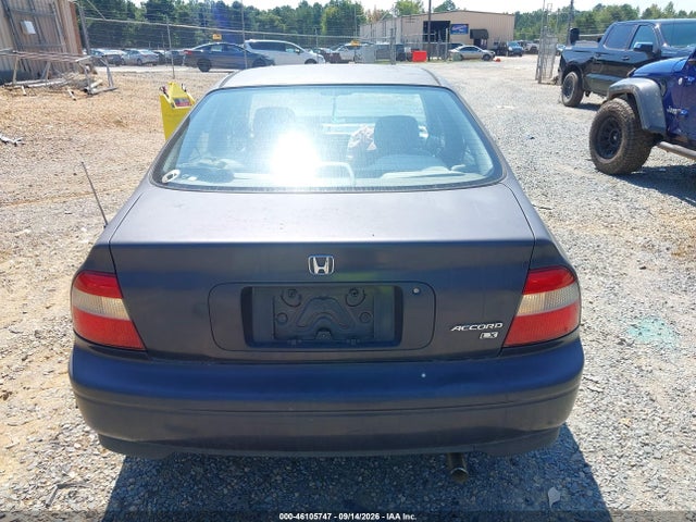 46105747 :رقم المزاد ، 1HGCD5632RA088879 vin ، 1994 Honda Accord Lx/ex مزاد بيع