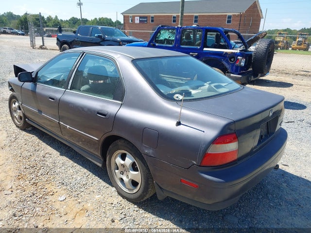 46105747 :رقم المزاد ، 1HGCD5632RA088879 vin ، 1994 Honda Accord Lx/ex مزاد بيع
