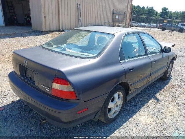 46105747 :رقم المزاد ، 1HGCD5632RA088879 vin ، 1994 Honda Accord Lx/ex مزاد بيع