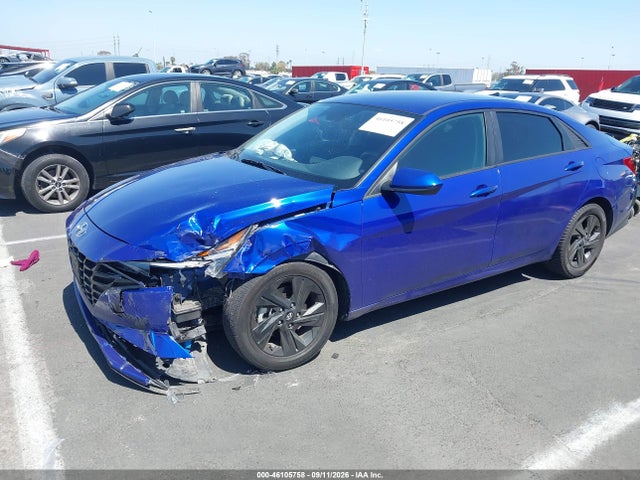 KMHLM4AG7NU335546 Hyundai ELANTRA SEL