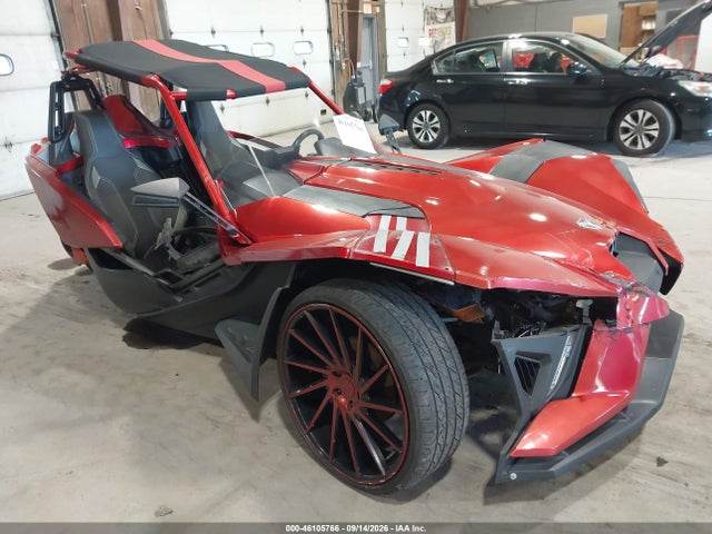 46105766 :رقم المزاد ، 57XAAPFA1H8122042 vin ، 2017 Polaris Slingshot Sl مزاد بيع