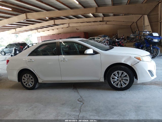 2014 Toyota Camry Le მანქანა იყიდება აუქციონზე, vin: 4T4BF1FK7ER406400, აუქციონის ნომერი: 46105816