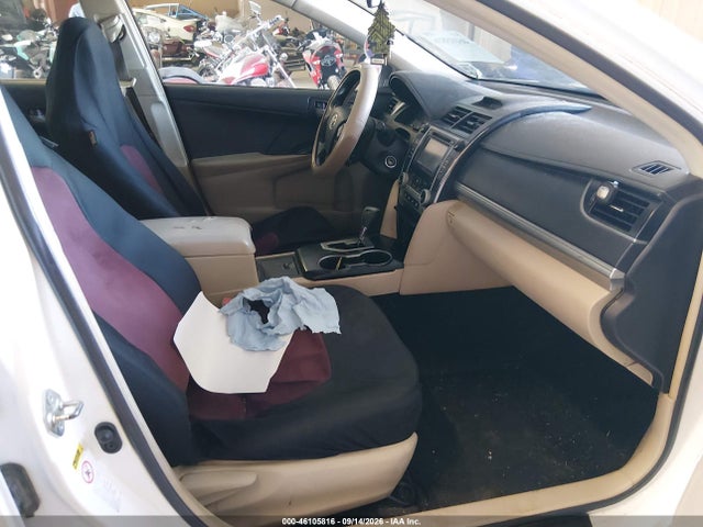 2014 Toyota Camry Le მანქანა იყიდება აუქციონზე, vin: 4T4BF1FK7ER406400, აუქციონის ნომერი: 46105816
