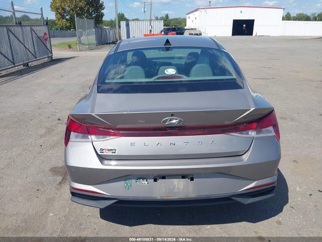 Продажа на аукционе авто 2021 Hyundai Elantra Se, vin: KMHLL4AG2MU121954, номер лота: 46105831