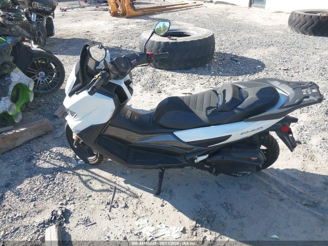 Zhilong Q-max 2025 HZ2TCDMNXS1000832 Image 13