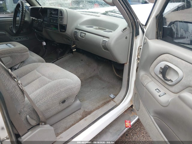 1996 Gmc Sierra K3500 მანქანა იყიდება აუქციონზე, vin: 1GTHK33J2TF005026, აუქციონის ნომერი: 46105851