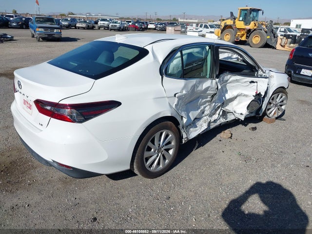 4T1R11AKXPU137617 Toyota CAMRY LE
