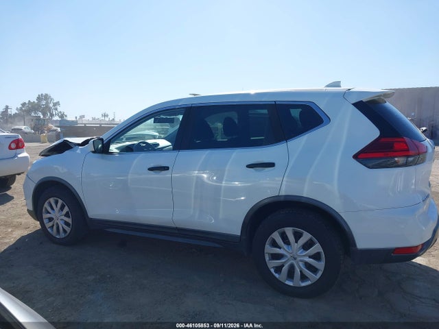 Продажа на аукционе авто 2017 Nissan Rogue S, vin: KNMAT2MV4HP549913, номер лота: 46105853