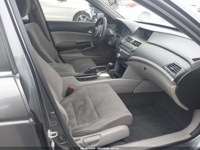 46105885 :رقم المزاد ، 1HGCP2F35CA134136 vin ، 2012 Honda Accord 2.4 Lx مزاد بيع