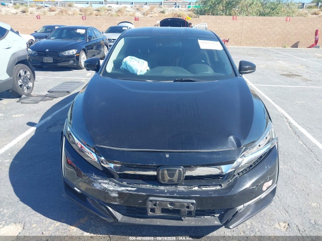 46105886 :رقم المزاد ، JHMZC5F36JC008549 vin ، 2018 Honda Clarity Plug-in Hybrid Touring مزاد بيع