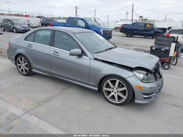 Продажа на аукционе авто 2013 Mercedes-benz C 250 Sport, vin: WDDGF4HB2DR248865, номер лота: 46105889