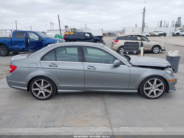 Продажа на аукционе авто 2013 Mercedes-benz C 250 Sport, vin: WDDGF4HB2DR248865, номер лота: 46105889