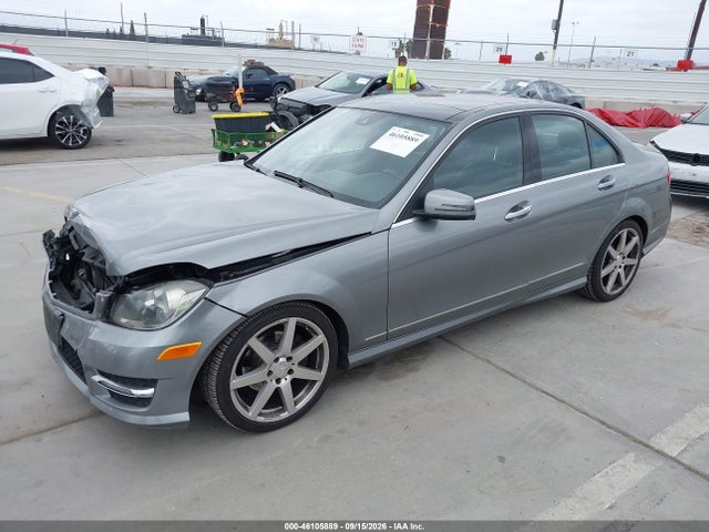 Продажа на аукционе авто 2013 Mercedes-benz C 250 Sport, vin: WDDGF4HB2DR248865, номер лота: 46105889
