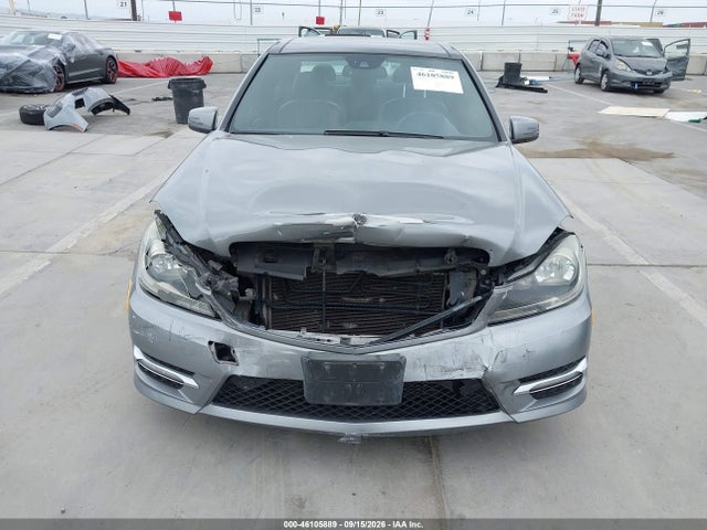 Продажа на аукционе авто 2013 Mercedes-benz C 250 Sport, vin: WDDGF4HB2DR248865, номер лота: 46105889