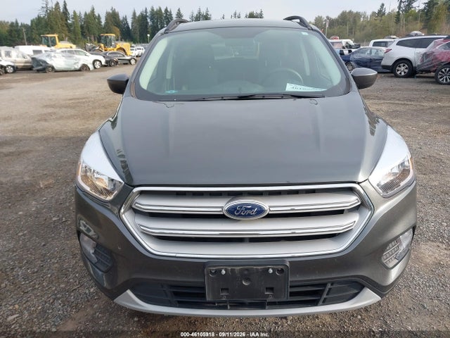 2018 Ford Escape Se მანქანა იყიდება აუქციონზე, vin: 1FMCU9GD1JUC38802, აუქციონის ნომერი: 46105918