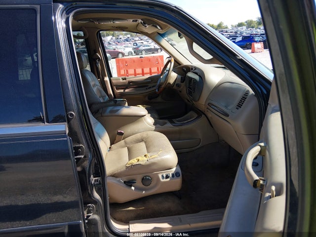 Продаж на аукціоні авто 1999 Lincoln Navigator, vin: 5LMPU28A3XLJ25927, номер лоту: 46105939