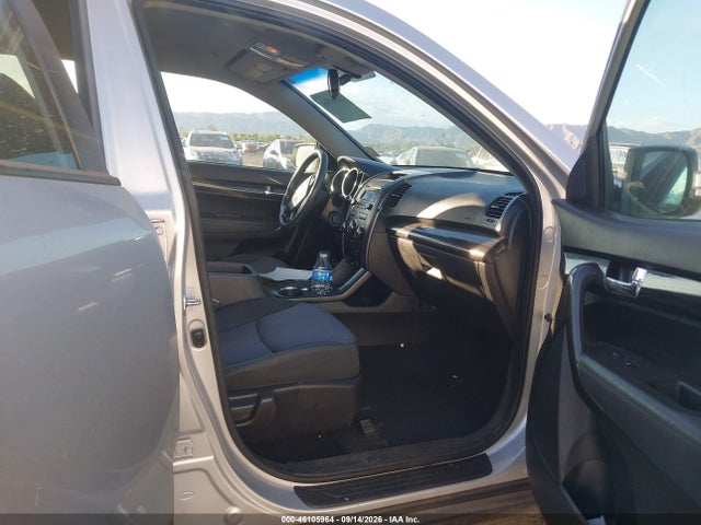Продаж на аукціоні авто 2012 Kia Sorento Lx, vin: 5XYKT4A60CG206783, номер лоту: 46105964