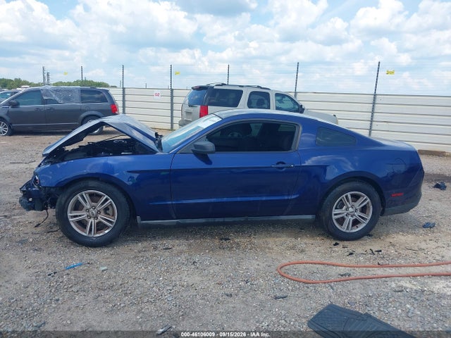 Продажа на аукционе авто 2012 Ford Mustang V6, vin: 1ZVBP8AM5C5280748, номер лота: 46106009