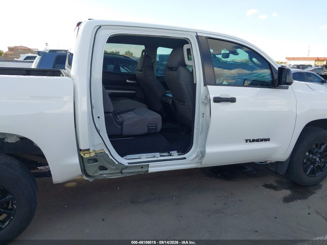 Toyota Tundra Sr5 2021 5TFDY5F17MX970139 Image 14